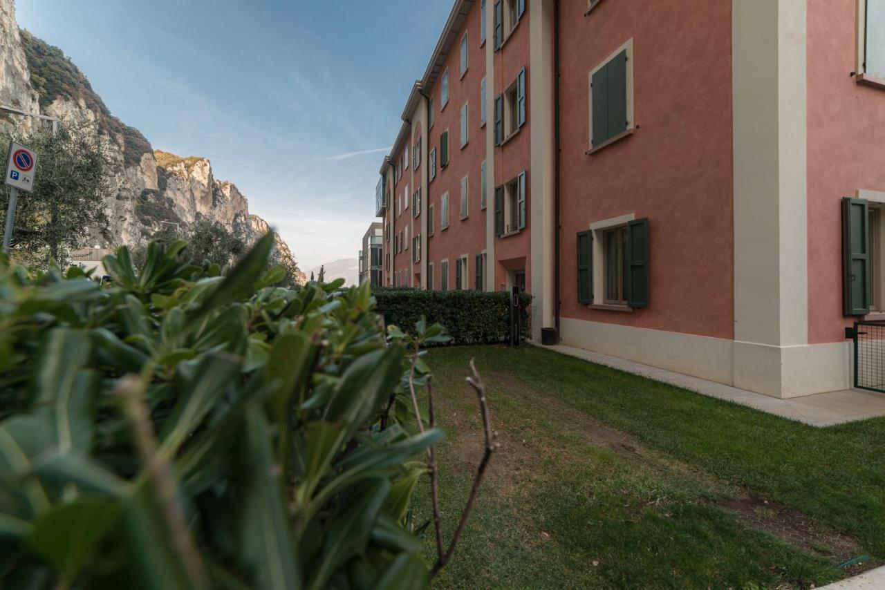 Dv Garda Suite Campione del Garda Εξωτερικό φωτογραφία