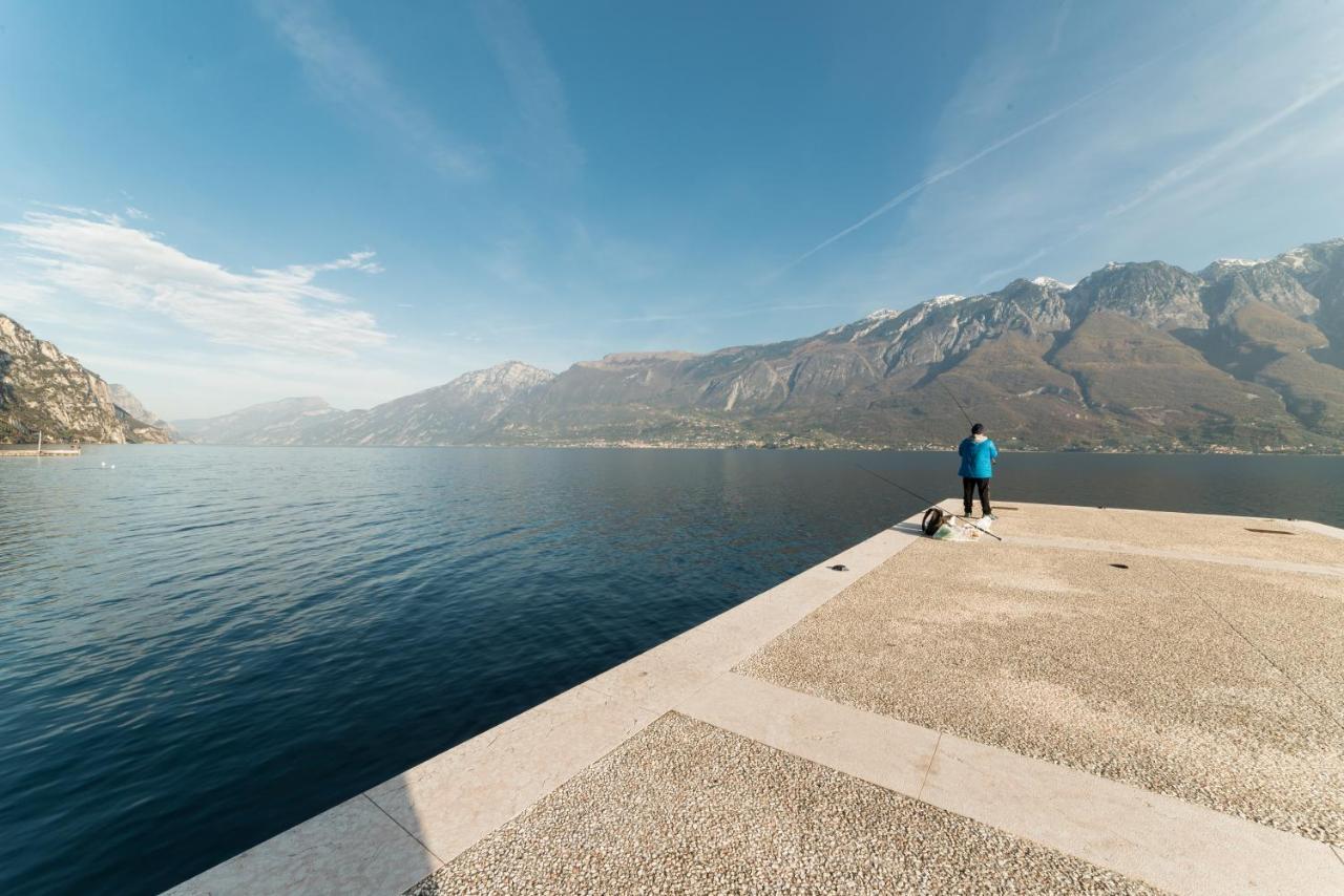 Dv Garda Suite Campione del Garda Εξωτερικό φωτογραφία