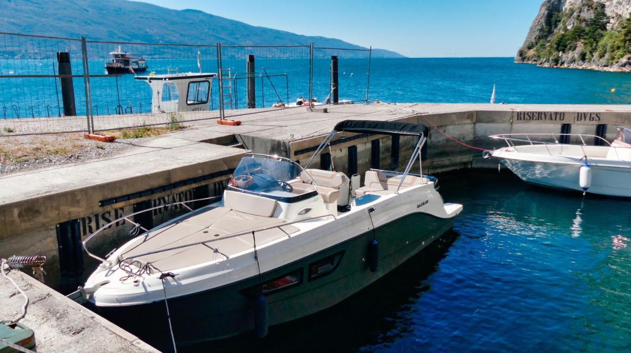 Dv Garda Suite Campione del Garda Εξωτερικό φωτογραφία